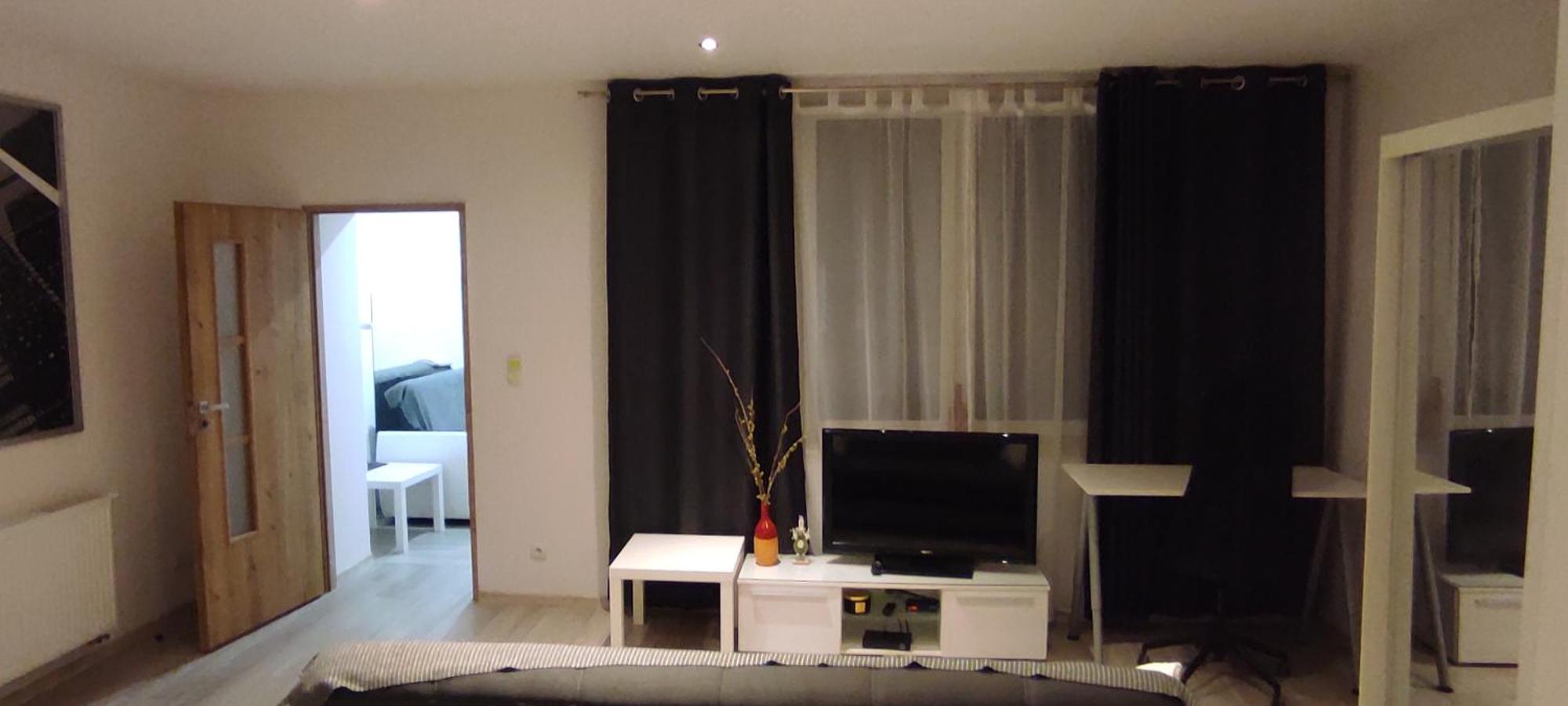 City Center Apartment 45M, 1 Bedroom And 1 Living Room With Kitchen Plus Bathroom, A Perfect Family Friendly Place Or For Home Office And A Longer Stay, A Proper Office Desk With Business Chair Provided, 100M From Market Square And Vistula River Грудзьондз Екстер'єр фото